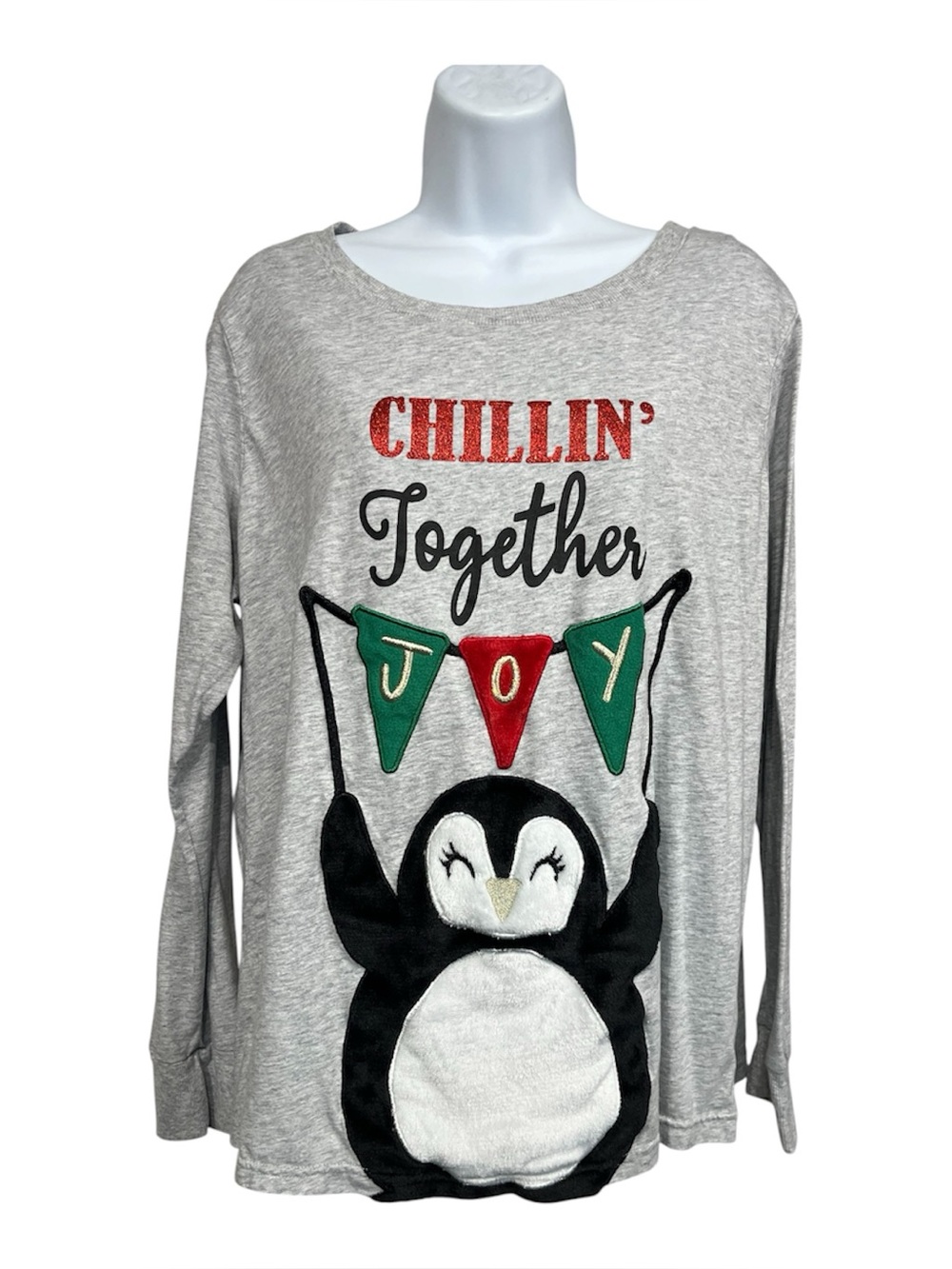 Holiday Time “Chillin Together” penguin tee size XL